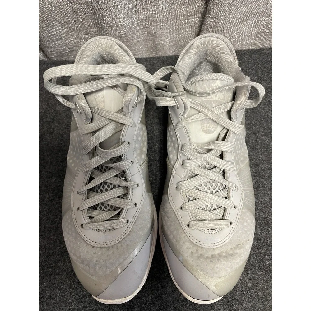 Nike Lebron 8 Low Wolf Grey/Metallic Sneaker Size 7.5 Basketball 456849 002‎